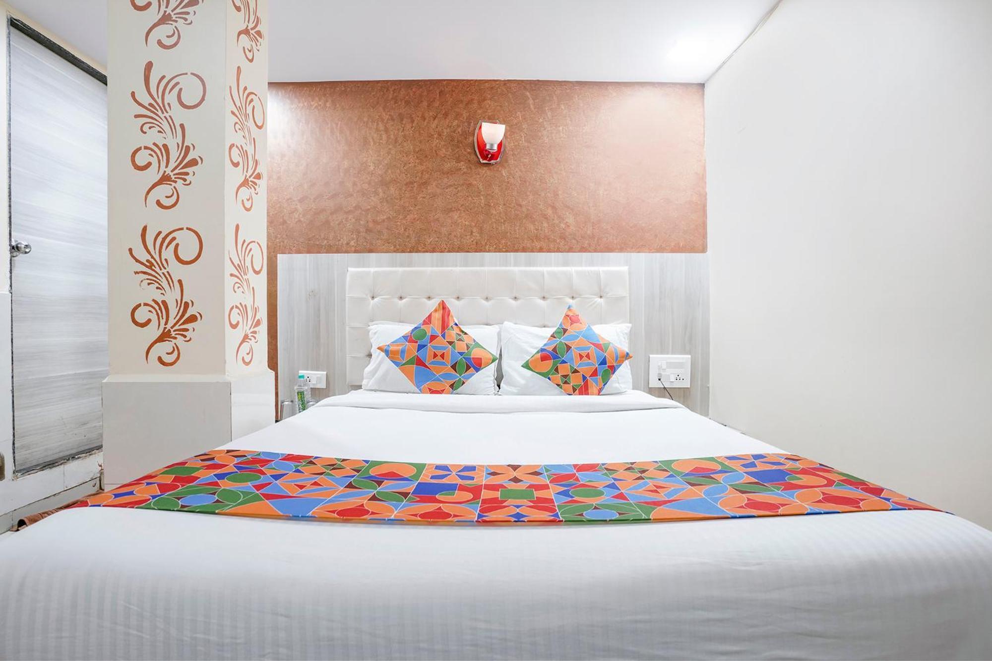 Hotel Fabexpress Sarah Gold - Nr Nesco Exhibition Center Bombay Esterno foto