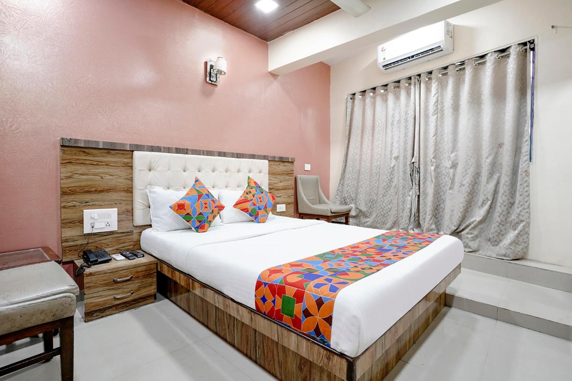 Hotel Fabexpress Sarah Gold - Nr Nesco Exhibition Center Bombay Esterno foto