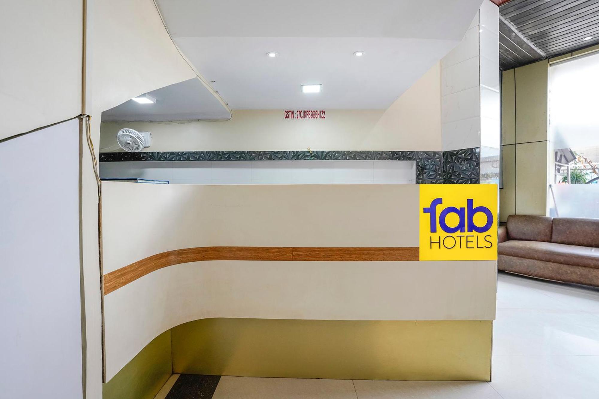 Hotel Fabexpress Sarah Gold - Nr Nesco Exhibition Center Bombay Esterno foto